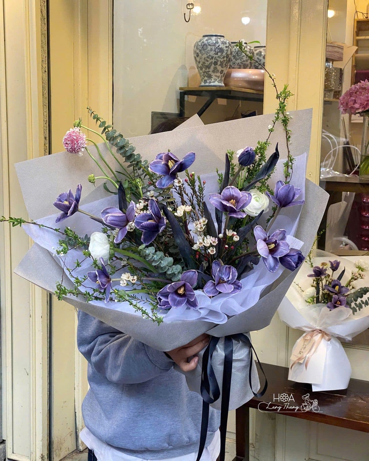 Tulip nhuộm tím - Ảnh 1