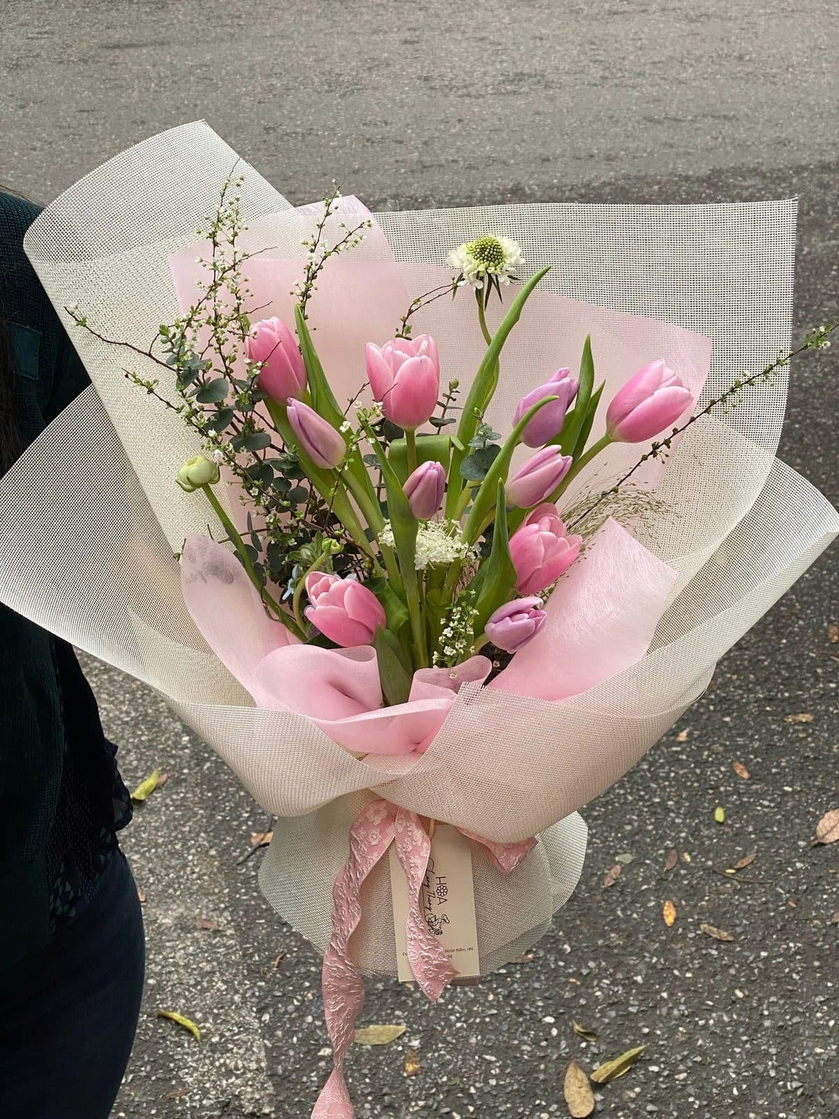 Bó lưới tulip - Ảnh 1