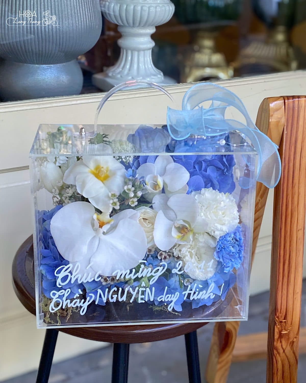 Vali tú cầu mix tulip , lan hồ điệp - Thumbnail 10
