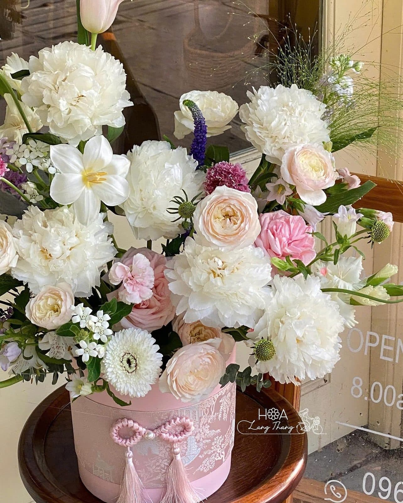 Lẵng peony ha lan trắng - Thumbnail 2