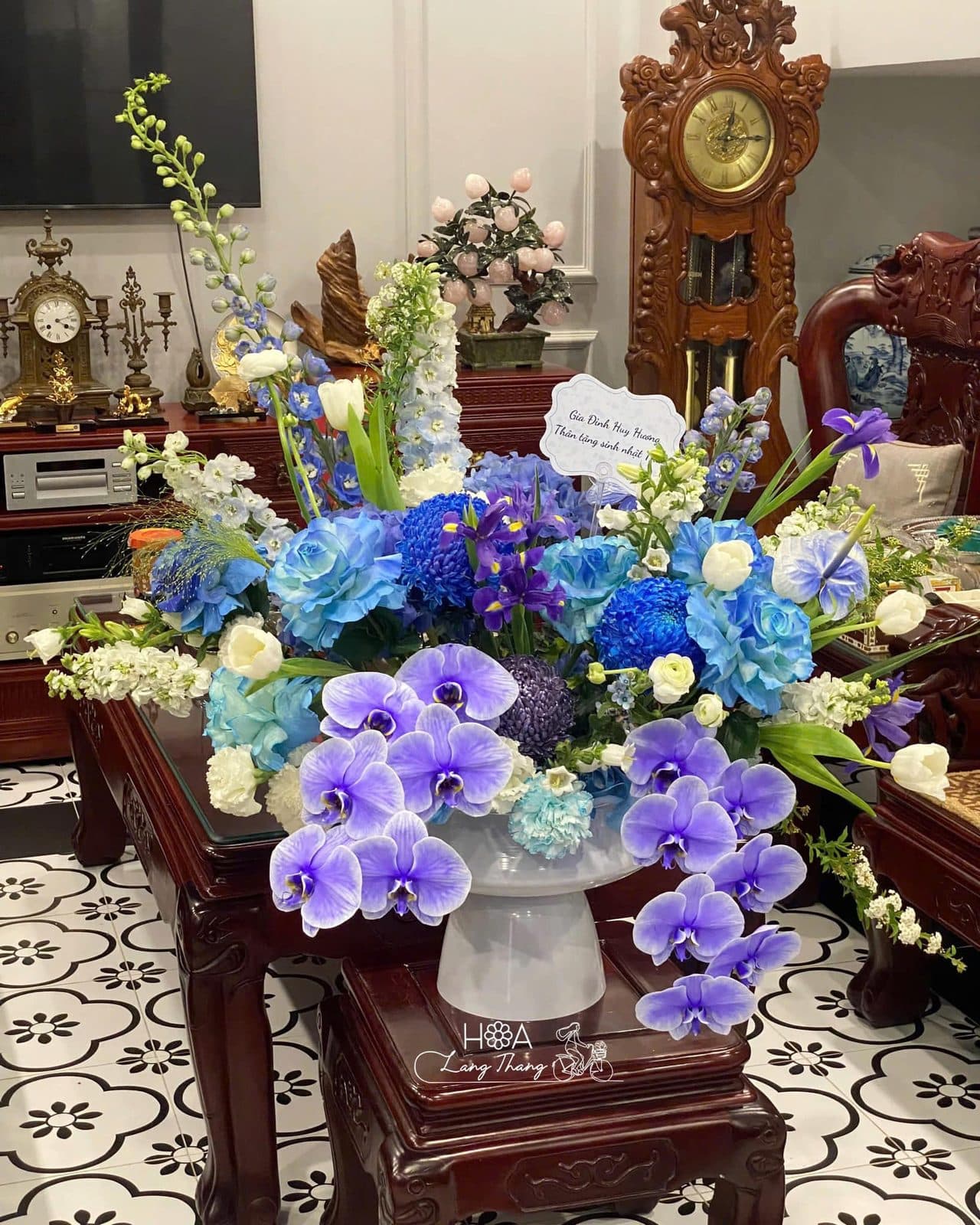 Bình ecuador mix lan hồ điệp - Thumbnail 3