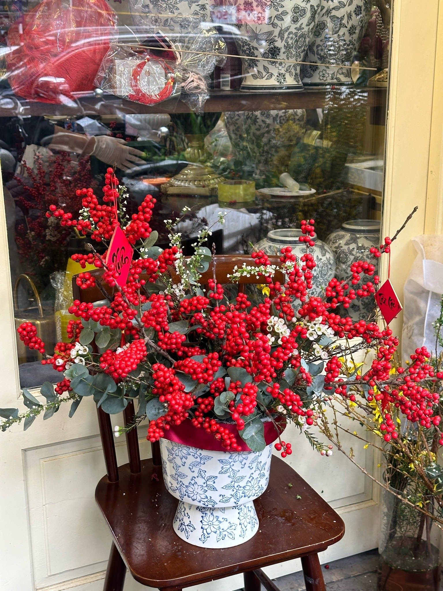 Hoa chia buồn giao nhanh Hà Nội