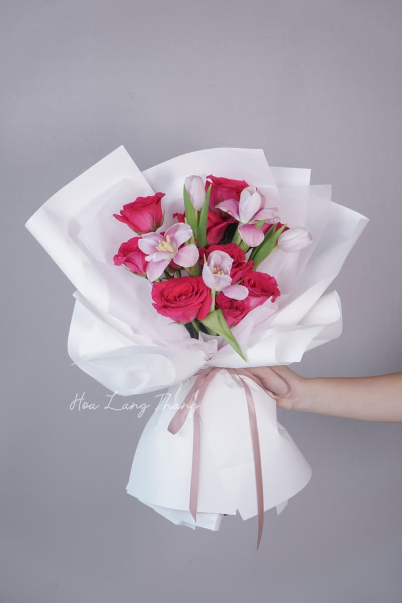 Cách Chọn Hoa Nhập Khẩu Theo Dịp — Hướng Dẫn Từ Chuyên Gia Hoa Lang Thang