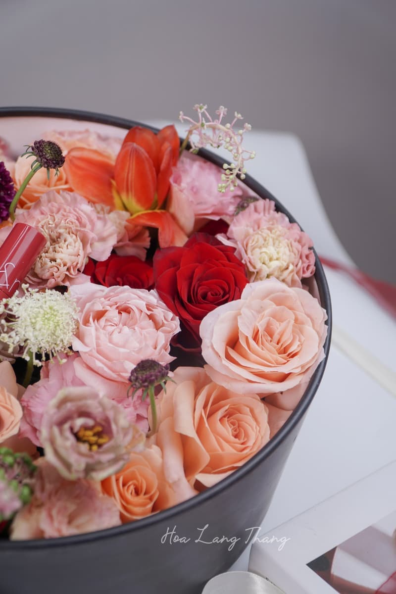Cửa Hàng Bán Hoa Tulip Hà Nội Uy Tín – Hoa Lang Thang