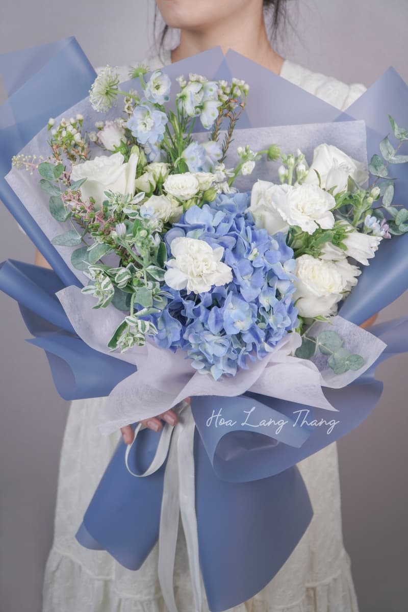 Đặt Hoa Valentine Sớm Giao Đúng Ngày — Trọn Vẹn Yêu Thương Cùng Hoa Lang Thang