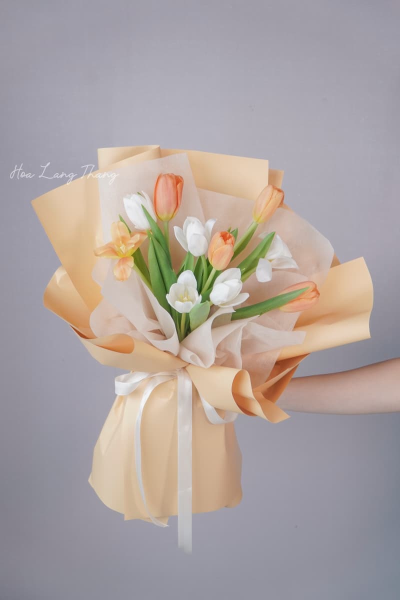 Hoa Iris Phối Bó Hoa Cô Dâu – Vẻ Đẹp Quý Phái Cho Ngày Trọng Đại