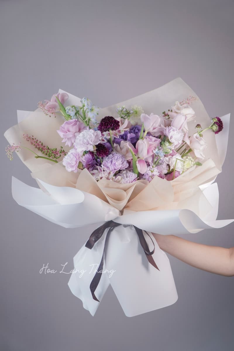 Hoa Scabiosa Nhập Khẩu Phối Bó – Nét Duyên Dáng Châu Âu Trong Từng Cánh Hoa