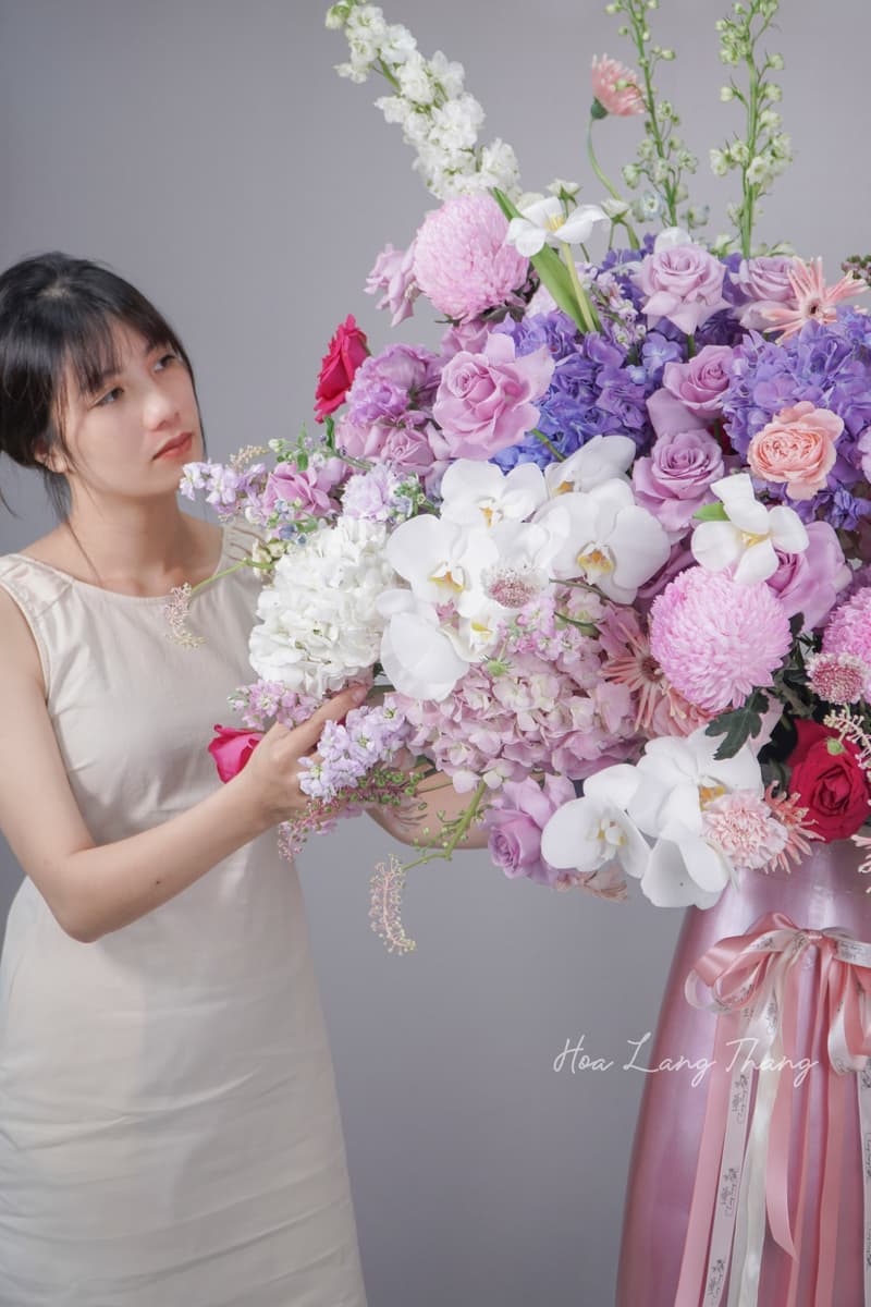 Hoa Tặng 20/10 Phụ Nữ Việt Nam — Cẩm Nang Chọn Hoa Đẹp & Ý Nghĩa Nhất 2026