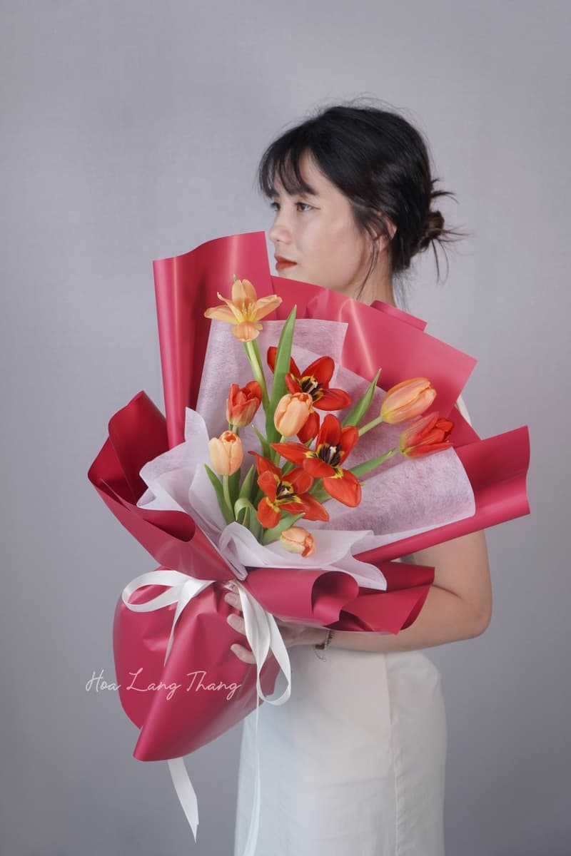 Tiệm Hoa Nhập Khẩu Hà Nội Uy Tín — Hoa Lang Thang