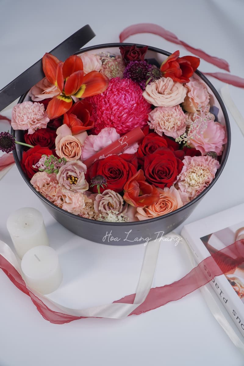Tulip Xoăn Parrot — Loài Hoa Độc Lạ Nhất Thế Giới Tulip