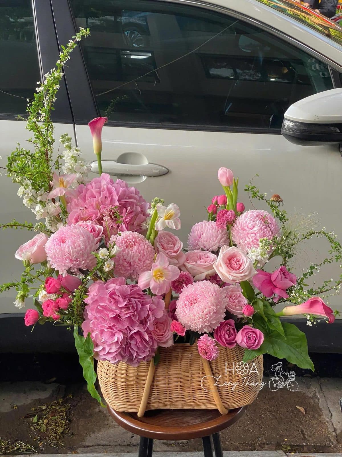 Giỏ ngang mix cúc mẫu đơn ,calla.. - Ảnh 1