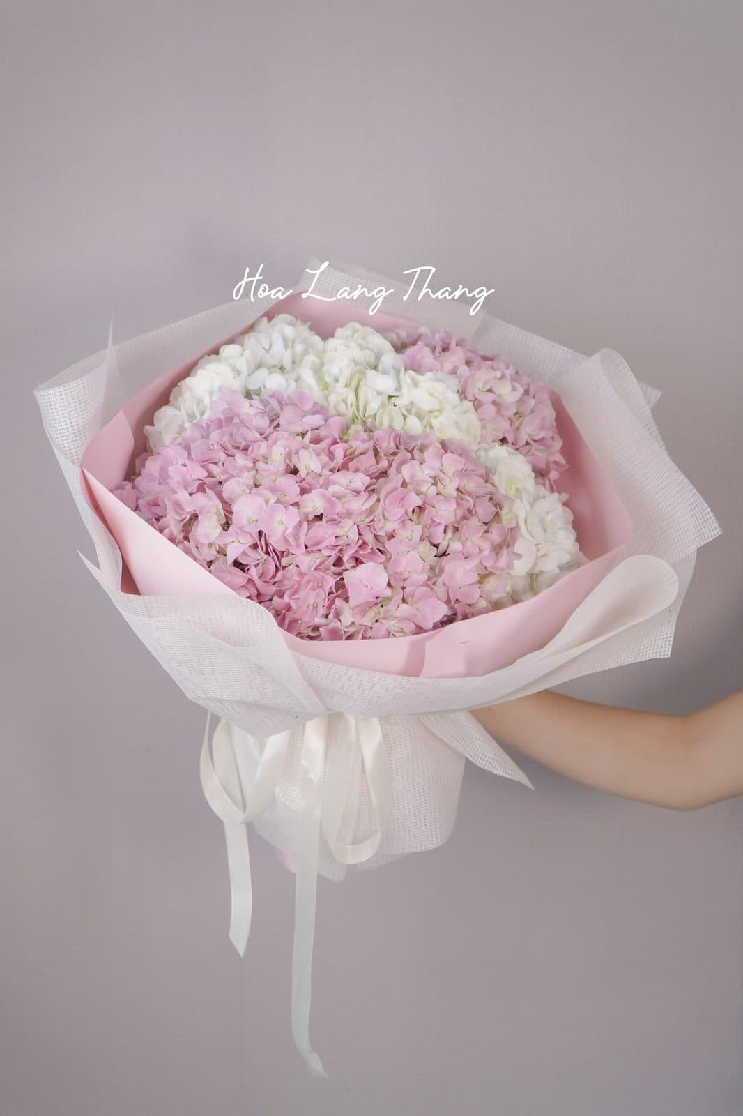 Tú cầu trắng mix hồng - Ảnh 1