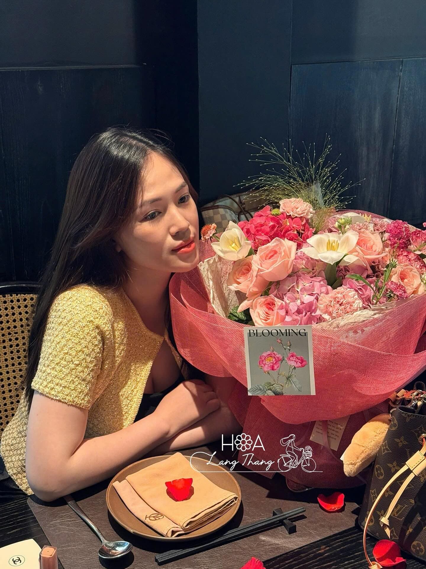Lẵng hoa sinh nhật Hà Nội giá tốt nhất tại Hoa Lang Thang